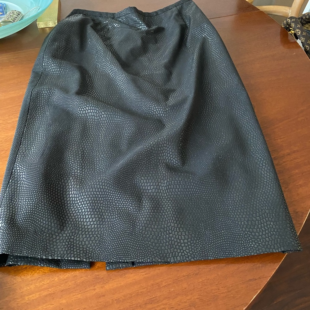 Brand new black pebbled leather skirt